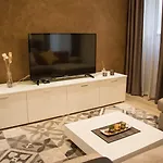 Luxury Circle Affittacamere 3*