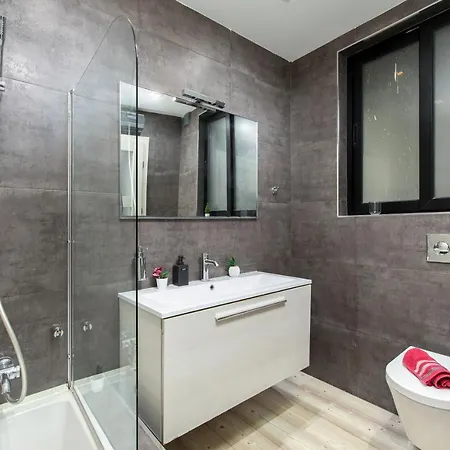 Luxury Circle Msida