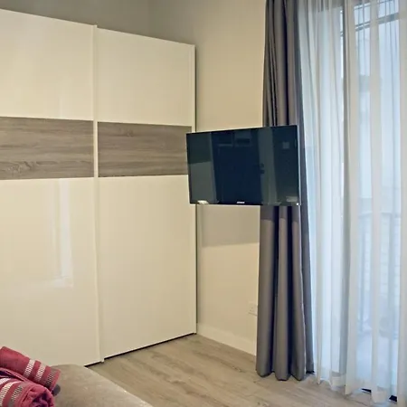 Guest house Luxury Circle 3*