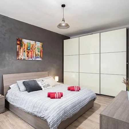 Luxury Circle Guest house Msida