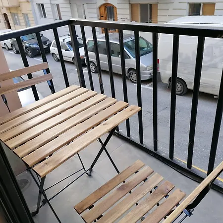 Luxury Circle Πανσιόν 3*