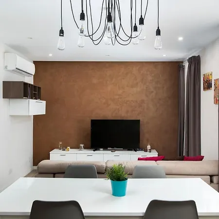 Luxury Circle בית הארחה מסידה