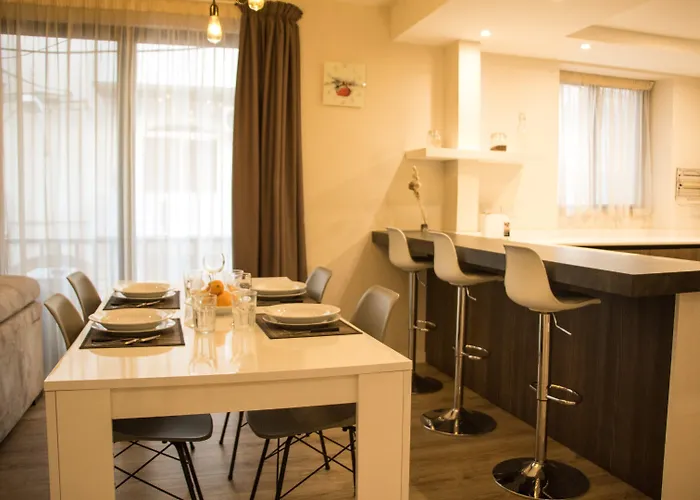 Luxury Circle מסידה